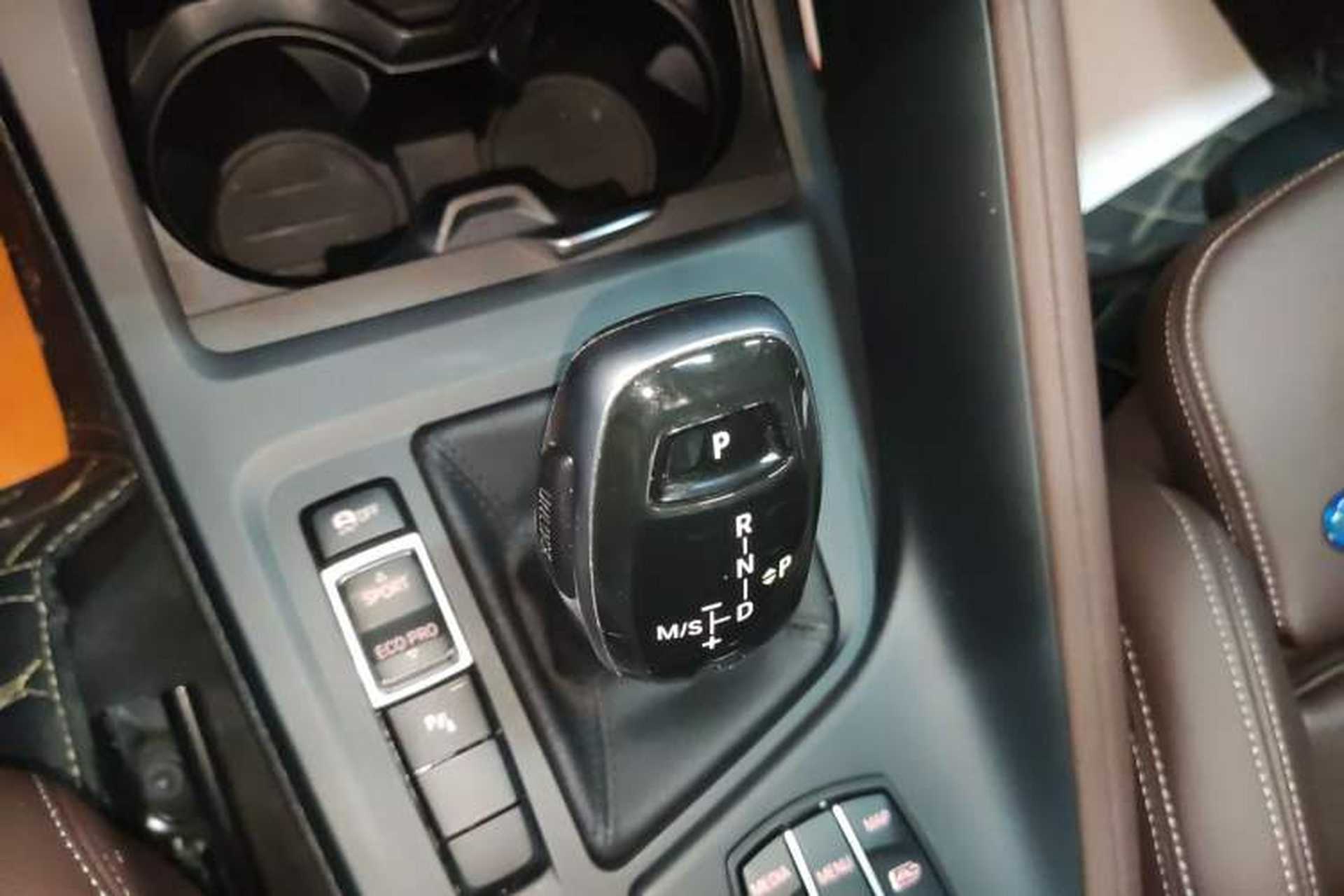 Used BMW X1 2022 sDrive25Li Leading Model Gear Lever