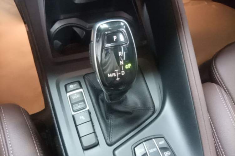 Used BMW X1 2022 sDrive25Li Leading Model Gear Lever