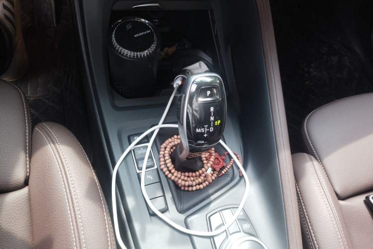 Used BMW X1 2022 sDrive25Li Leading Model Gear Lever