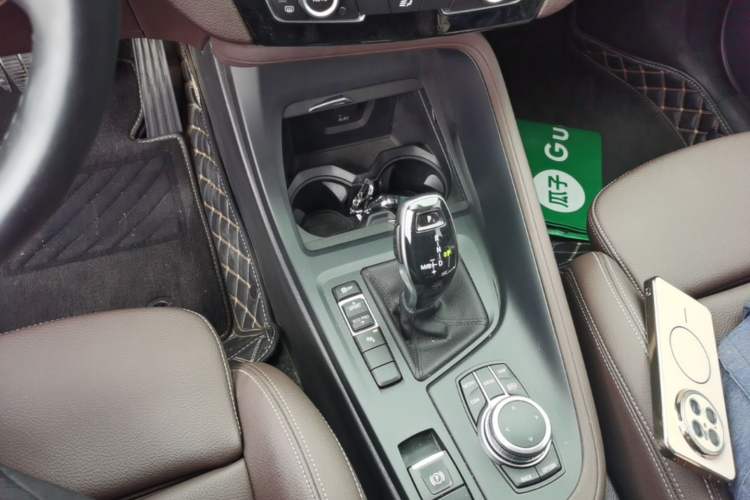 Used BMW X1 2022 sDrive25Li Leading Model Gear Lever