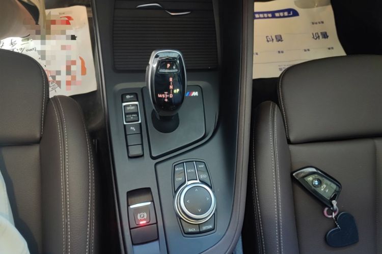 Used BMW X1 2022 sDrive25Li Leading Model Gear Lever