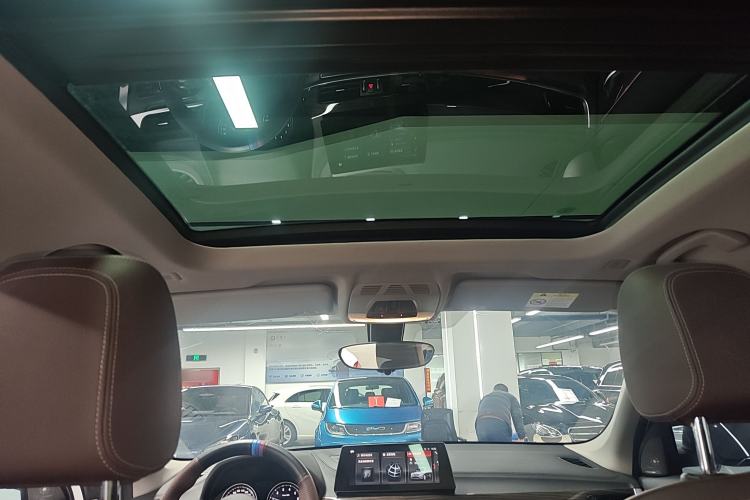 Used BMW X1 2022 Updated xDrive25Li Premium Edition Headliner