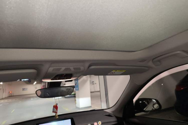 Used BMW X1 2022 sDrive25Li Leading Model Headliner