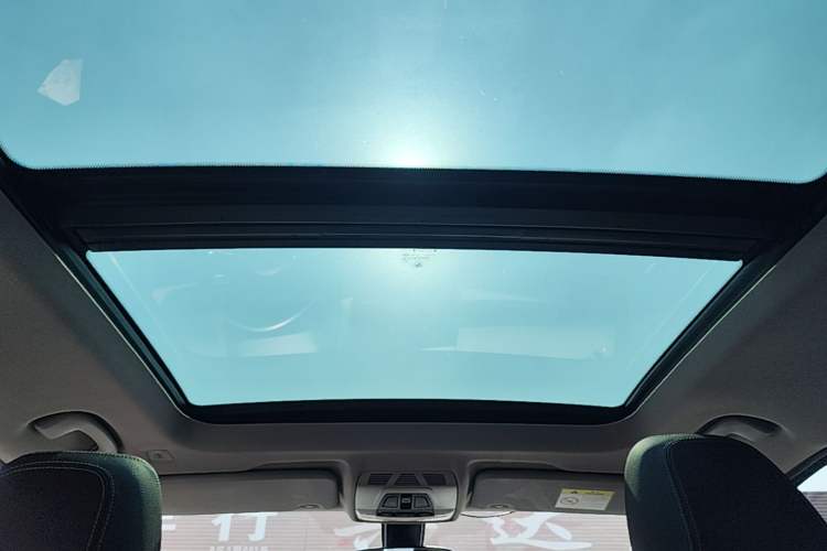 Used BMW X1 2022 sDrive25Li Leading Model Headliner