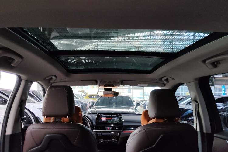Used BMW X1 2022 sDrive25Li Leading Model Headliner