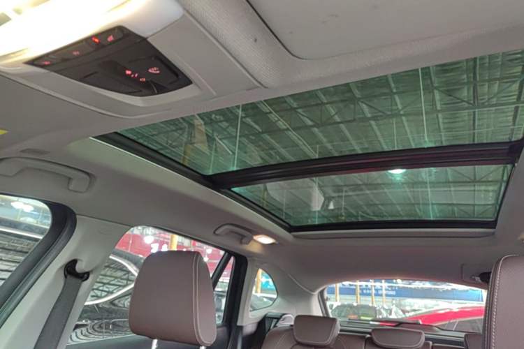 Used BMW X1 2022 sDrive25Li Leading Model Headliner