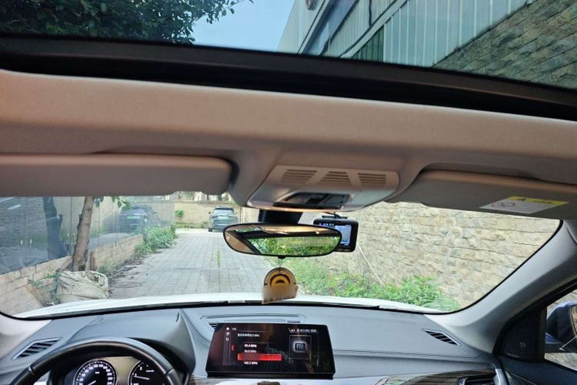 Used BMW X1 2022 Updated xDrive25Li Premium Edition Headliner