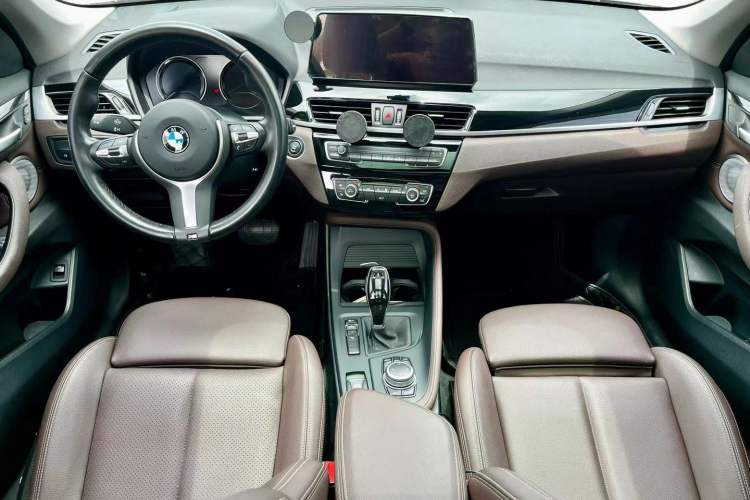 Used BMW X1 2022 sDrive25Li Leading Model Interior 1