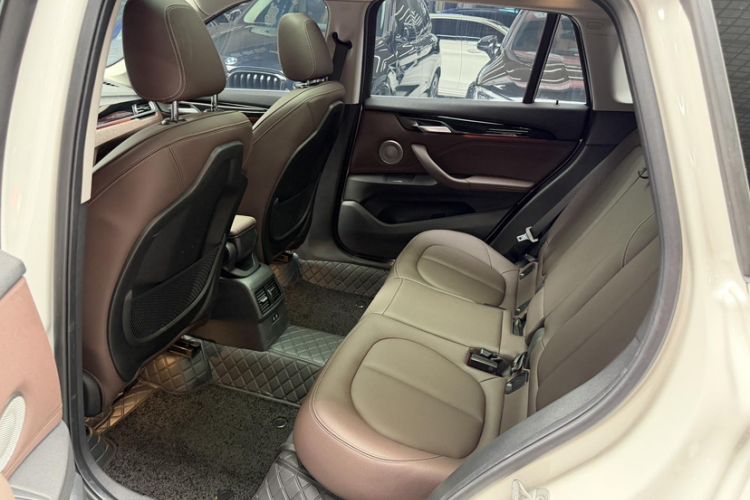 Used BMW X1 2022 sDrive25Li Leading Model Interior 1