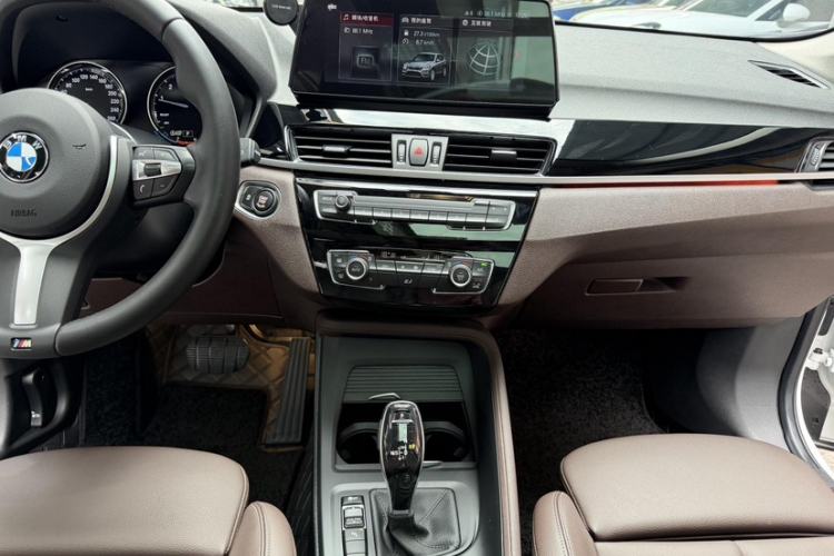 Used BMW X1 2022 sDrive25Li Leading Model Interior 12