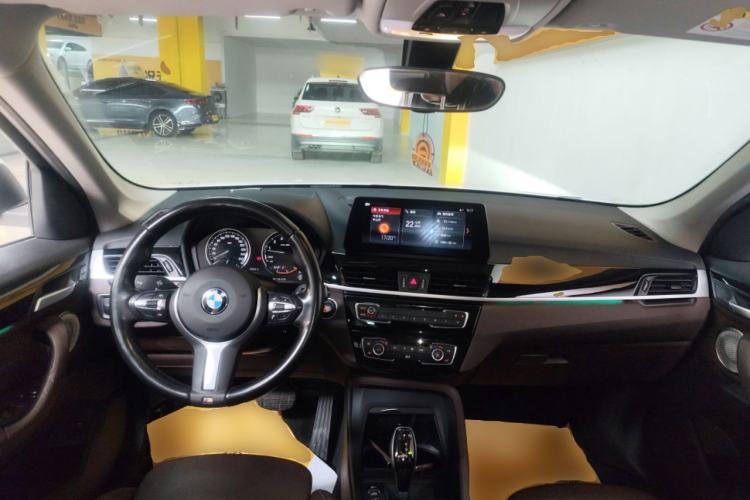 Used BMW X1 2022 sDrive25Li Leading Model Interior 2