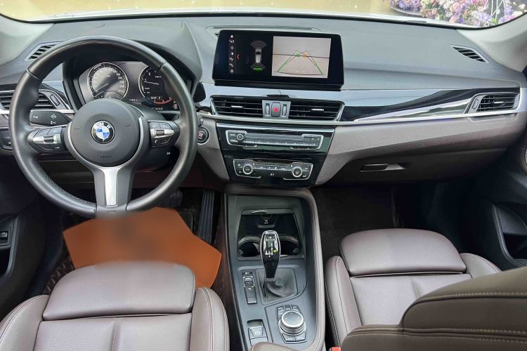 Used BMW X1 2022 sDrive25Li Leading Model Interior 2