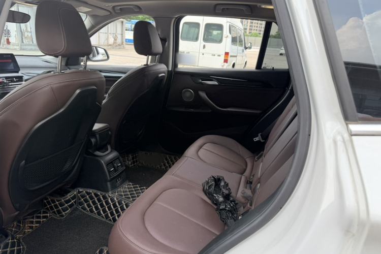 Used BMW X1 2022 sDrive25Li Leading Model Interior 2