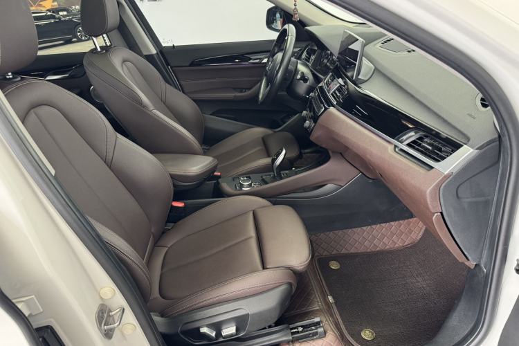 Used BMW X1 2022 sDrive25Li Leading Model Interior 2