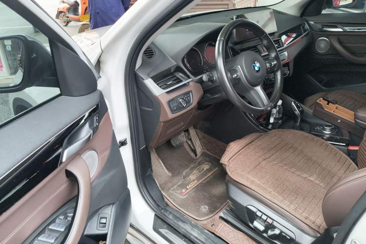Used BMW X1 2022 sDrive20Li Luxury Model Interior 3