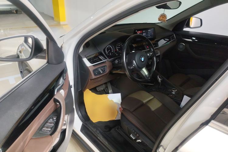 Used BMW X1 2022 sDrive25Li Leading Model Interior 3