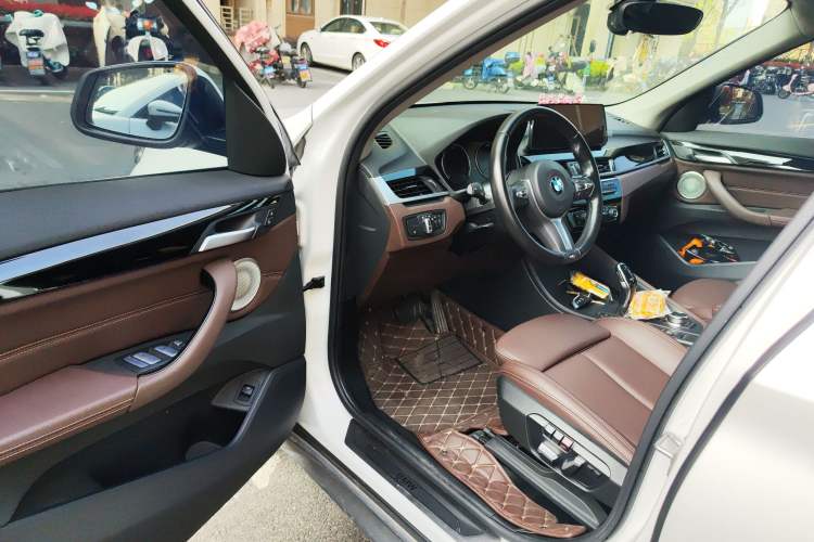 Used BMW X1 2022 sDrive25Li Leading Model Interior 3