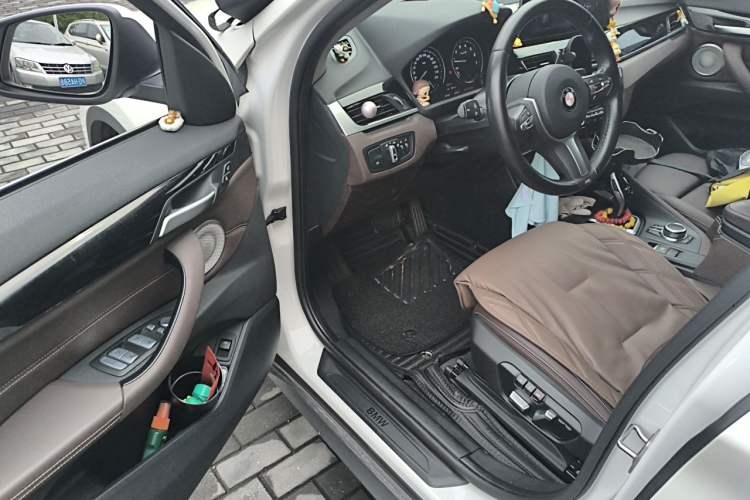 Used BMW X1 2022 sDrive25Li Leading Model Interior 3