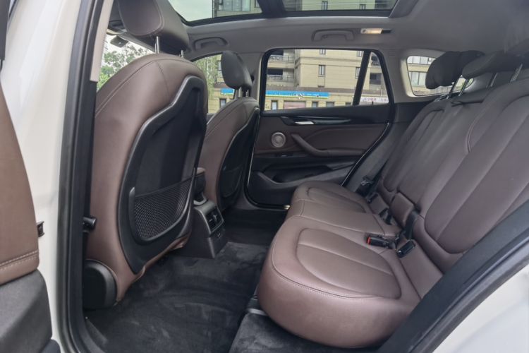 Used BMW X1 2022 sDrive25Li Leading Model Interior 4