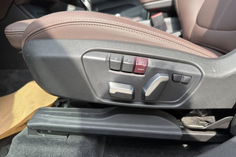 Used BMW X1 2022 sDrive25Li Leading Model Interior 6