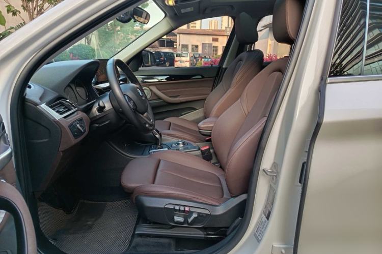 Used BMW X1 2022 sDrive20Li Fashion Model Interior 7