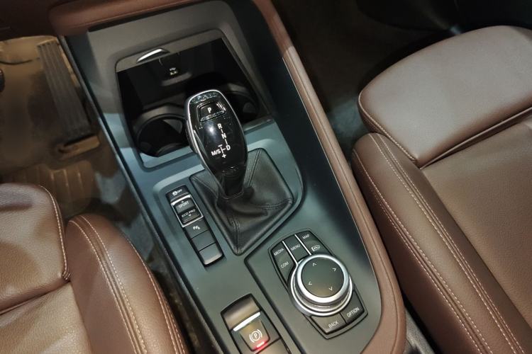 Used BMW X1 2022 sDrive25Li Leading Model Interior 7