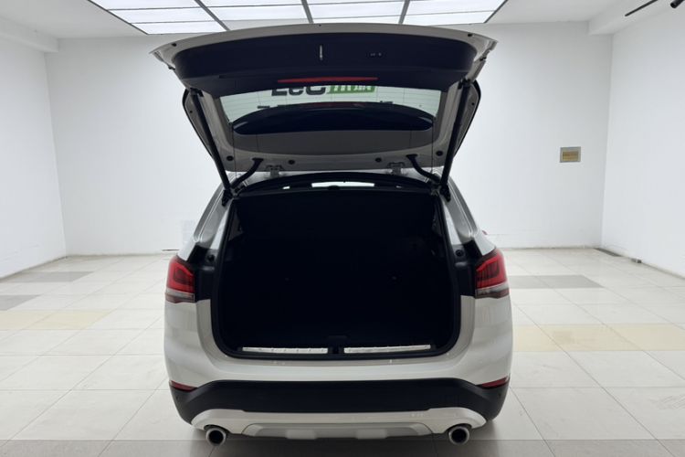 Used BMW X1 2022 xDrive25Li Luxury Model Interior 8