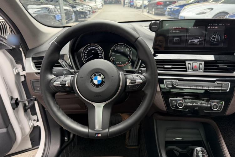 Used BMW X1 2022 sDrive25Li Leading Model Interior 8