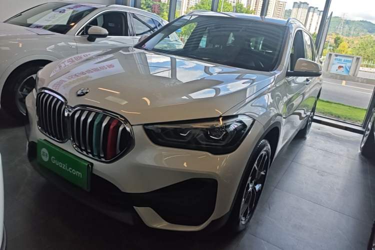 Used BMW X1 2022 sDrive25Li Leading Model Guazi used car, China used car export, Used car for sale, Used cars, Cheapest cars for sale