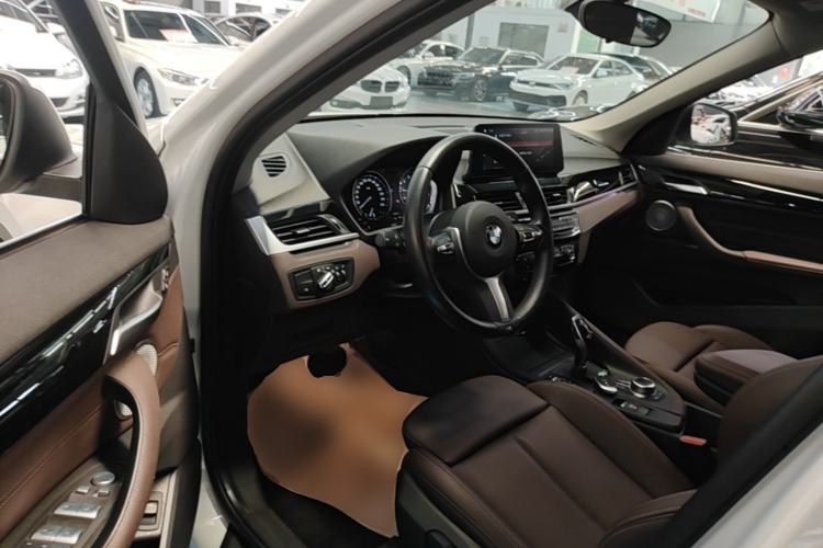 Used BMW X1 2022 sDrive25Li Leading Model Left Front Seat