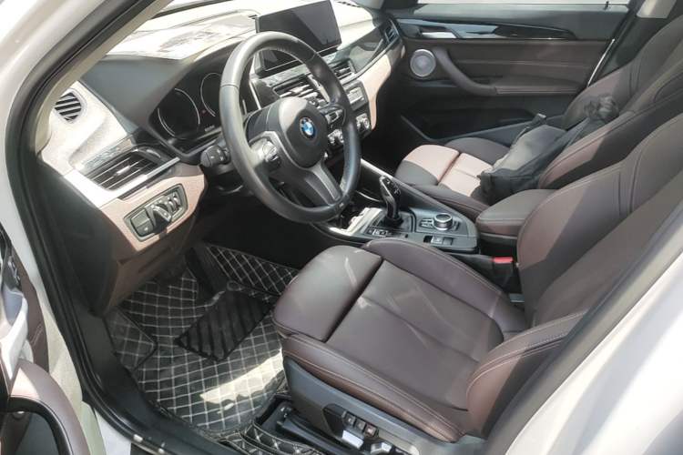 Used BMW X1 2022 sDrive25Li Leading Model Left Front Seat