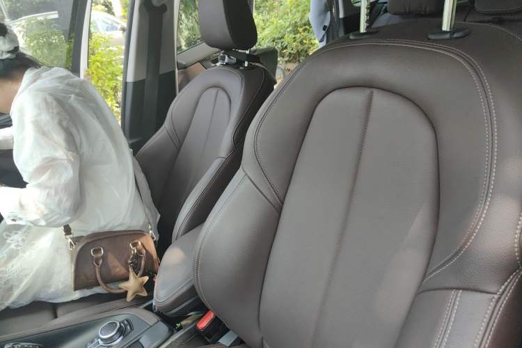 Used BMW X1 2022 sDrive25Li Leading Model Left Front Seat