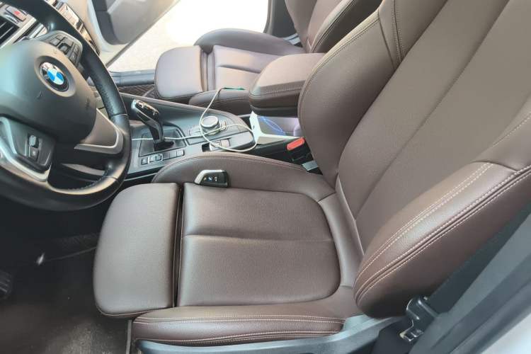 Used BMW X1 2022 sDrive20Li Fashion Model Left Front Seat