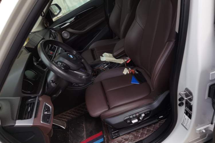 Used BMW X1 2022 sDrive20Li Fashion Model Left Front Seat