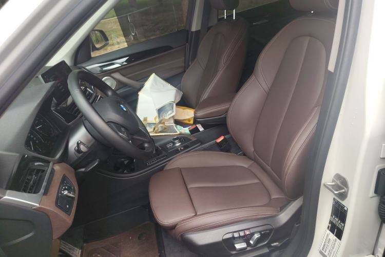 Used BMW X1 2022 sDrive20Li Fashion Model Left Front Seat