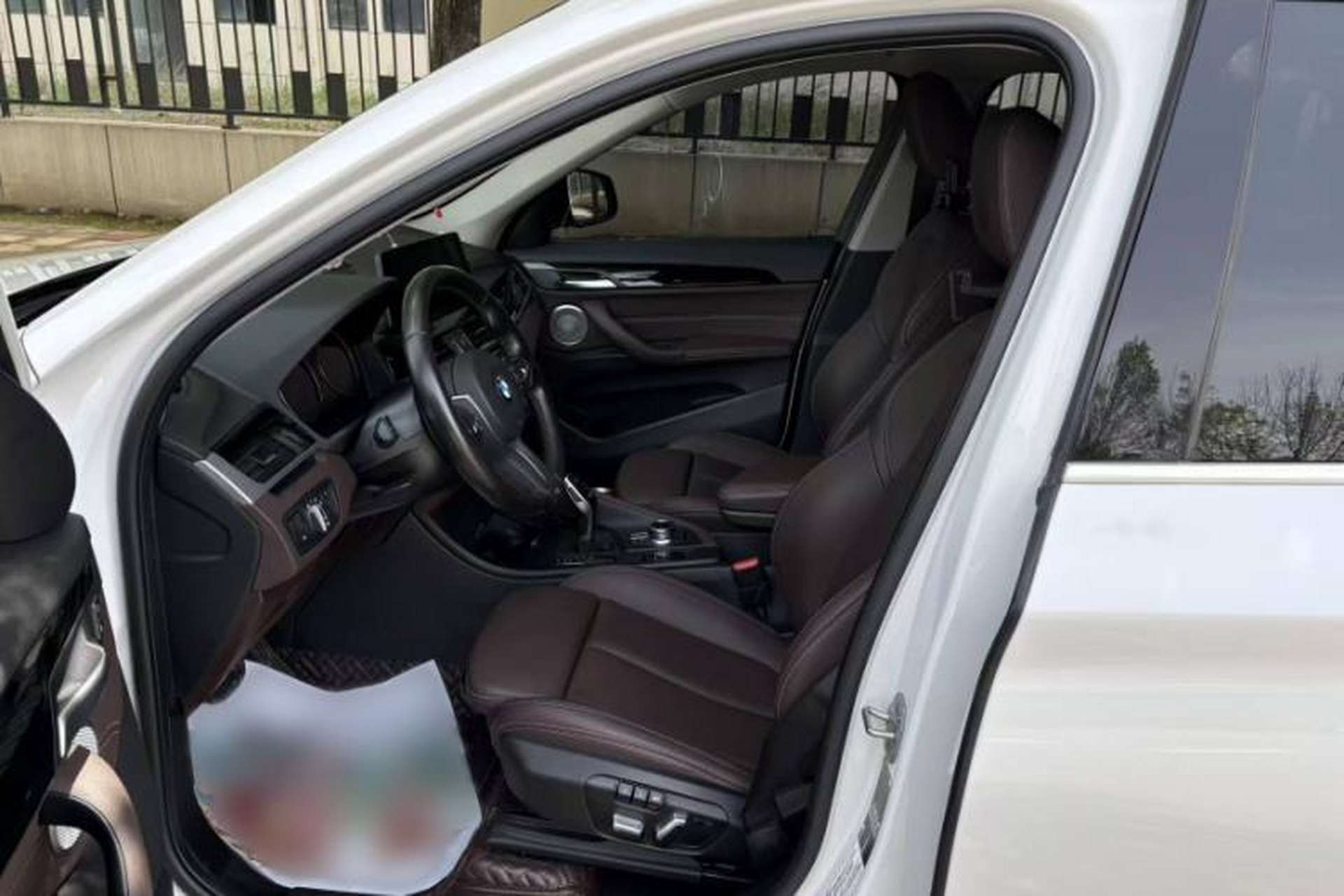 Used BMW X1 2022 sDrive25Li Leading Model Left Front Seat