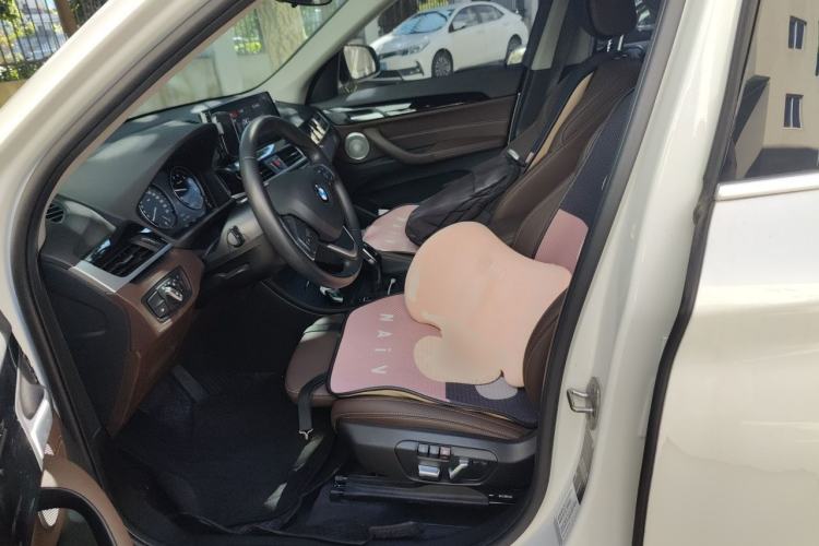 Used BMW X1 2022 sDrive20Li Fashion Model Left Front Seat