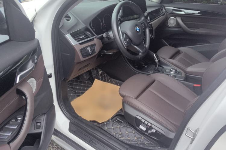 Used BMW X1 2022 sDrive20Li Fashion Model Left Front Seat