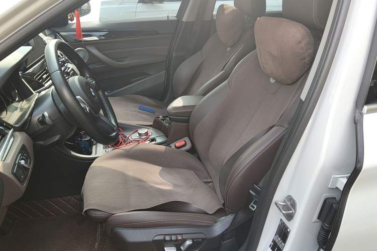 Used BMW X1 2022 sDrive25Li Leading Model Left Front Seat