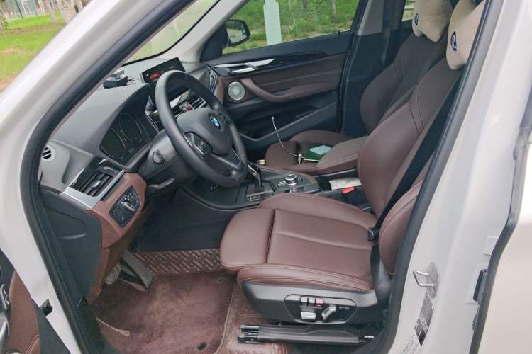 Used BMW X1 2022 sDrive20Li Fashion Model Left Front Seat