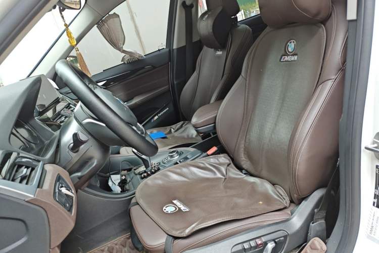Used BMW X1 2022 sDrive20Li Fashion Model Left Front Seat