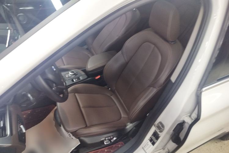 Used BMW X1 2022 sDrive20Li Fashion Model Left Front Seat