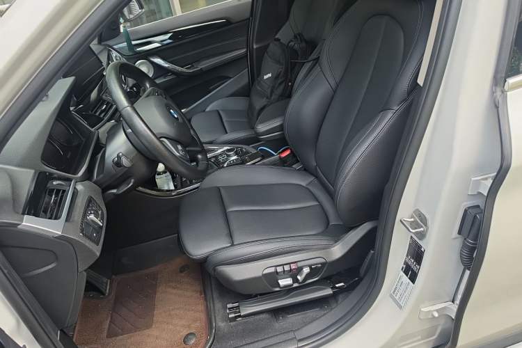 Used BMW X1 2022 sDrive20Li Fashion Model Left Front Seat