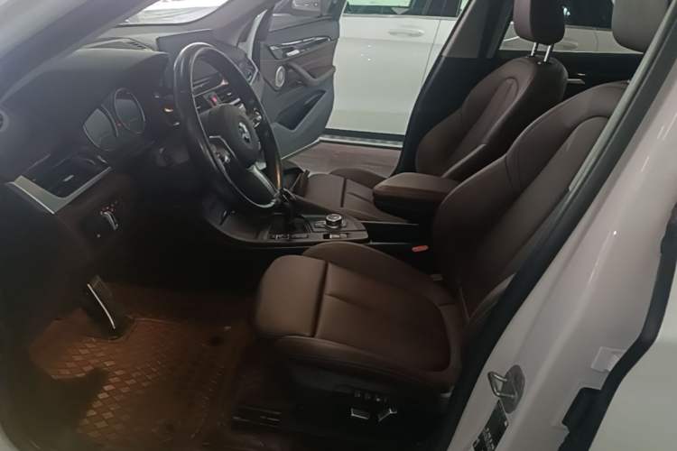 Used BMW X1 2022 sDrive25Li Leading Model Left Front Seat