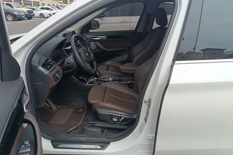 Used BMW X1 2022 sDrive20Li Fashion Model Left Front Seat