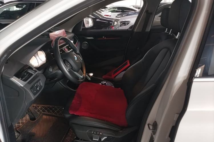 Used BMW X1 2022 sDrive20Li Fashion Model Left Front Seat