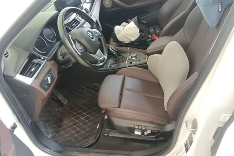 Used BMW X1 2022 sDrive20Li Fashion Model Left Front Seat