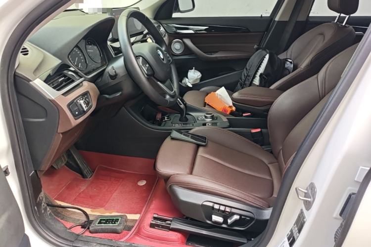 Used BMW X1 2022 sDrive20Li Fashion Model Left Front Seat