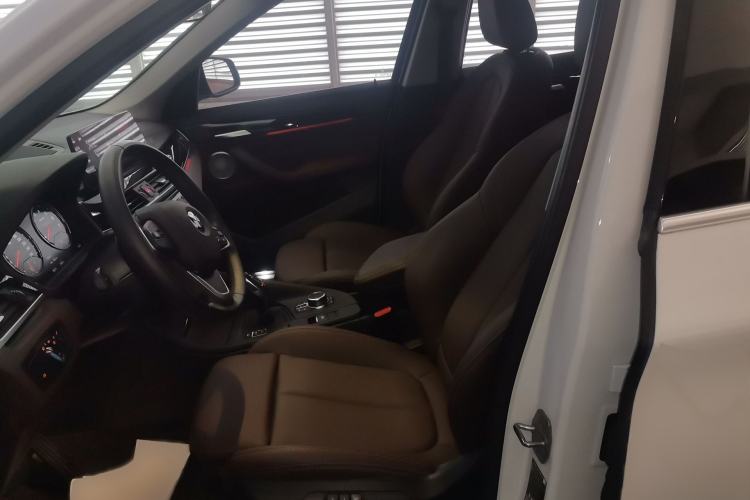 Used BMW X1 2022 sDrive20Li Fashion Model Left Front Seat