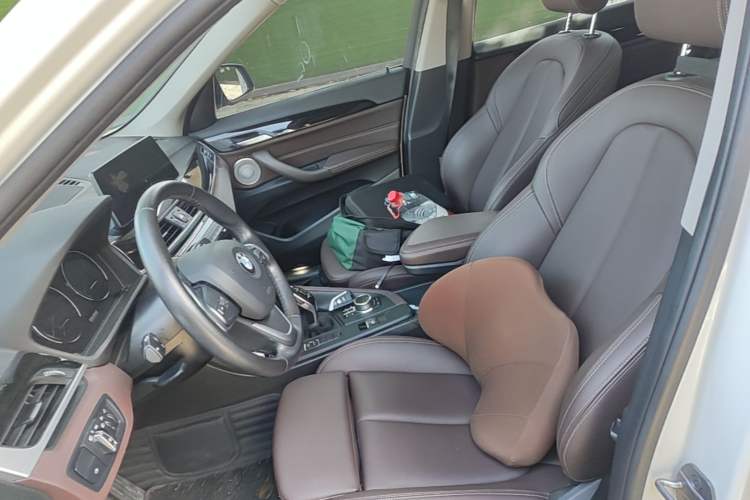 Used BMW X1 2022 sDrive20Li Fashion Model Left Front Seat